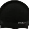 Speedo FLAT SILICONE CAP BLACK - Maat ONE -Watersporten Winkel 1200x1034