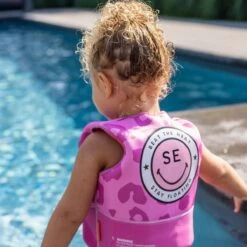 Swim Essentials Zwemvest Kind - Roze Panterprint - 18-30 Kg - 4-6 Jaar -Watersporten Winkel 1200x1200 357