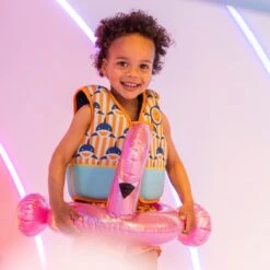 Swim Essentials Zwemvest Kind - Haaien Oranje/Blauw - 18-30 Kg - 4-6 Jaar -Watersporten Winkel 1200x1200 374