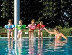 Sevylor Zwemvest - Puddle Jumper Deluxe - Watermeloen Design - 15 - 30 Kg -Watersporten Winkel 1200x921 1